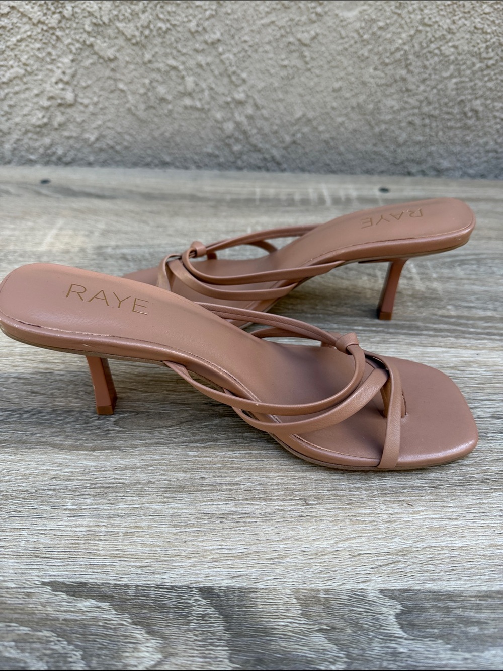 RAYE Dax Heel in Tan kitten slip on sandal just like new - Picture 6 of 10